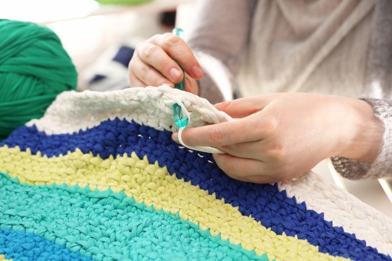 What is the Fastest Crochet Stitch for a Blanket? – List of Hobbies